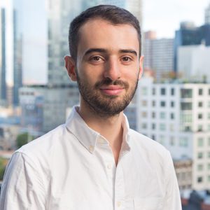 Ariel Katz headshot
